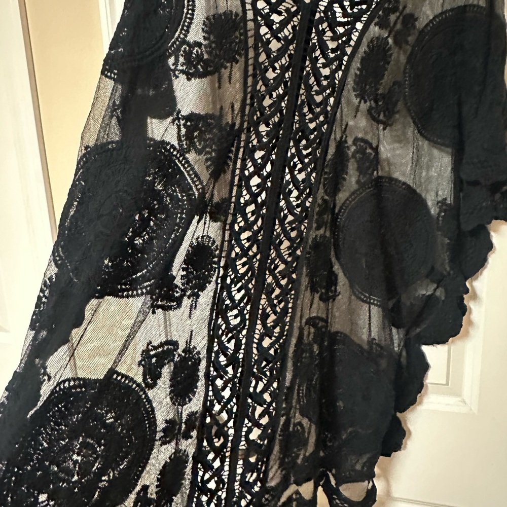 Vince Camuto Swim Coverup! - Picture 4 of 5